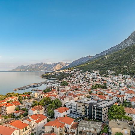 Hotel Noemia Baška Voda Buitenkant foto